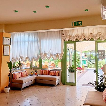 Costa Del Sole Only Room Milano Marittima Exterior foto