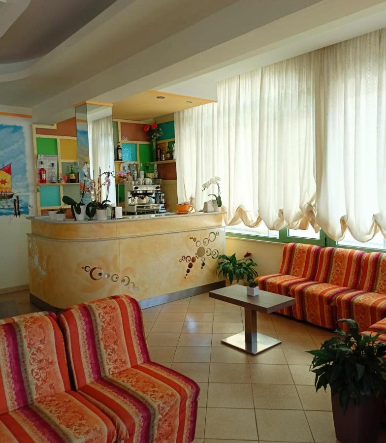 Costa Del Sole Only Room Milano Marittima Exterior foto